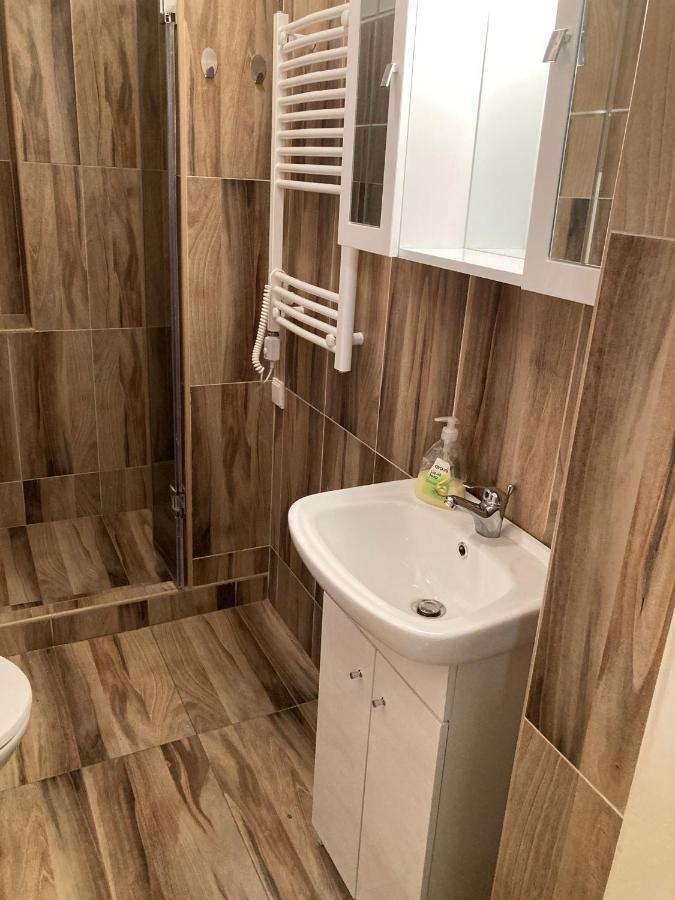 Roland Apartmant Zuglo Apartmán *